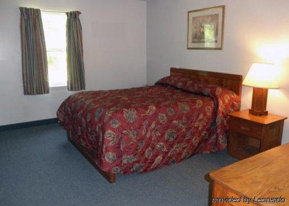 Econo & Harmony - Pocono Mountains Area White Haven